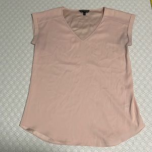 Express. Business casual shirt. Light/Pale Pink. Size Medium.